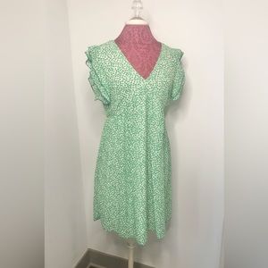 Green and White floral Women’s mini dress size Medium